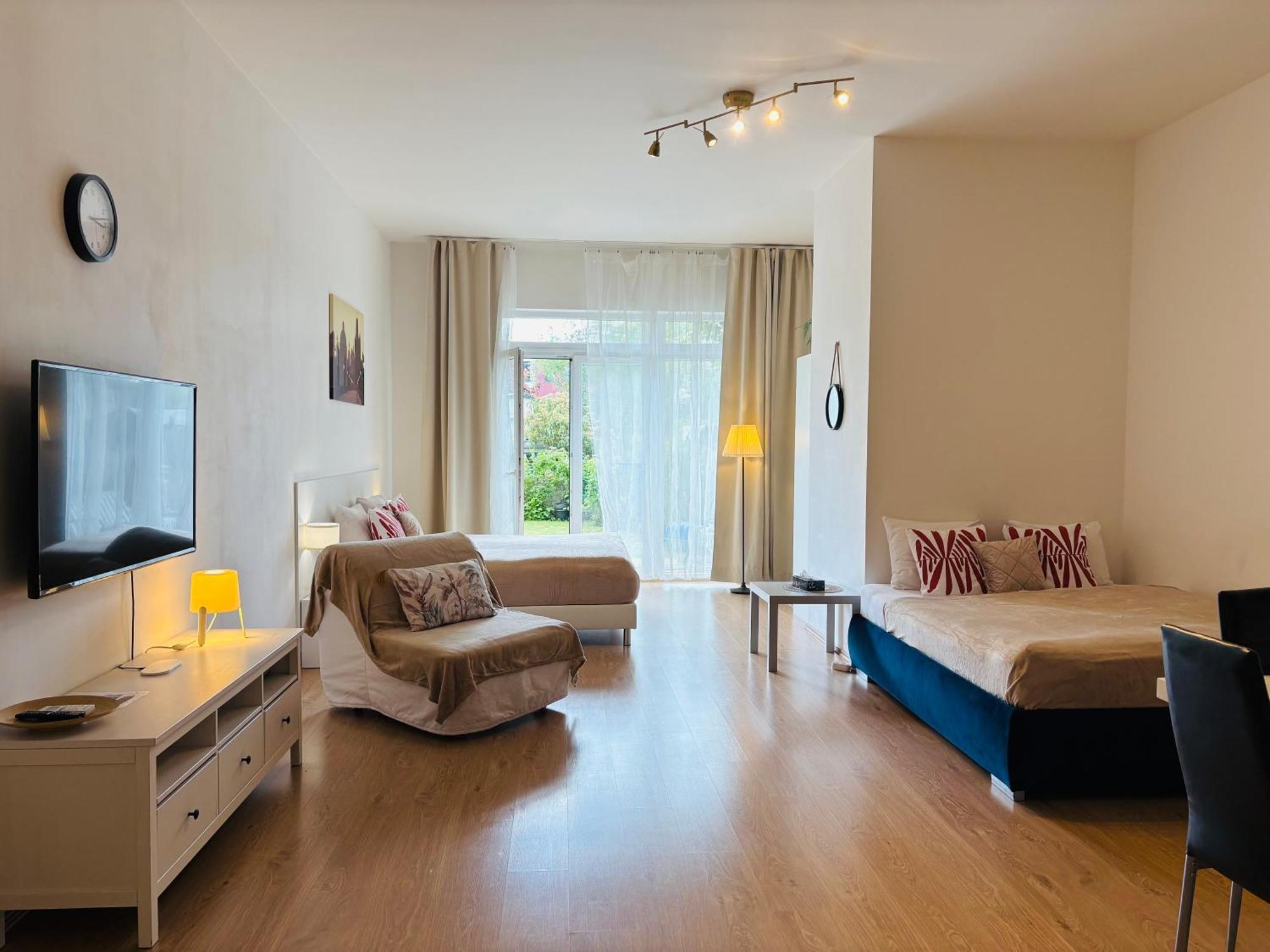 Maria Apartments - Free Parking Praga Exterior foto